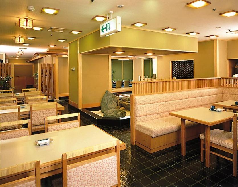 Fukuyama New Castle Hotel Exterior photo